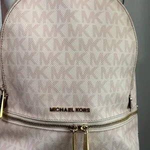 RARE ✨ Michael Kors monogram pink backpack New Women main image 2